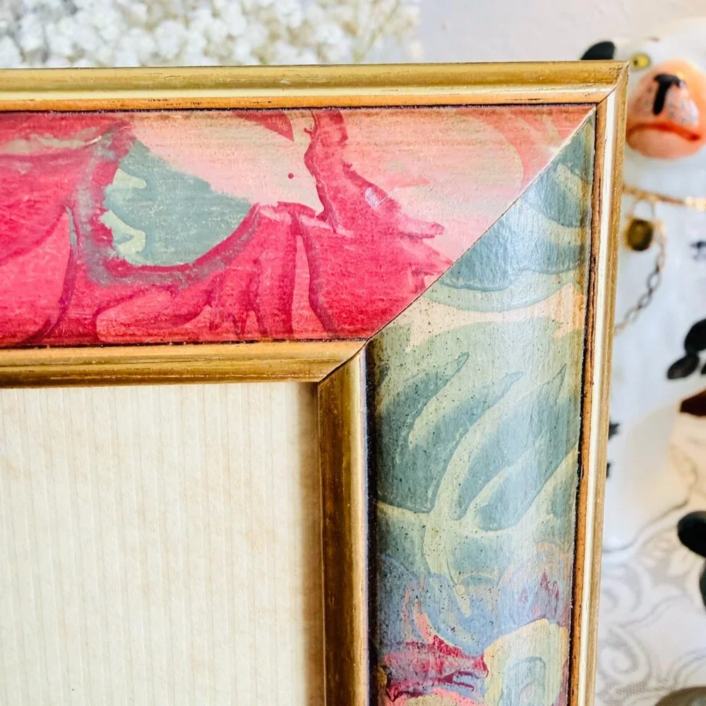 Vintage Giovani Italian Gold Hand Painted Frame